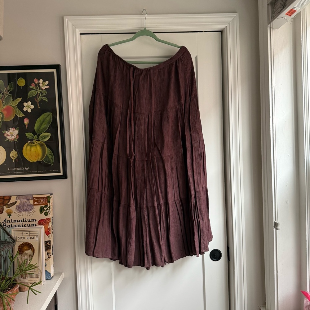 Elegant Brown Skirt